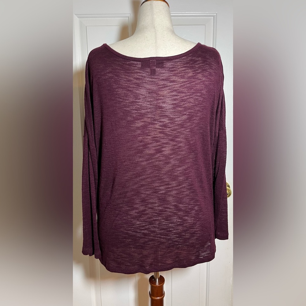 Lane Bryant Women’s Deep Burgundy Top - Picture 4 of 6